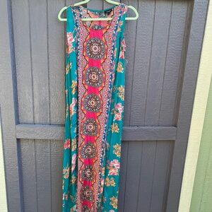 Maxi dress